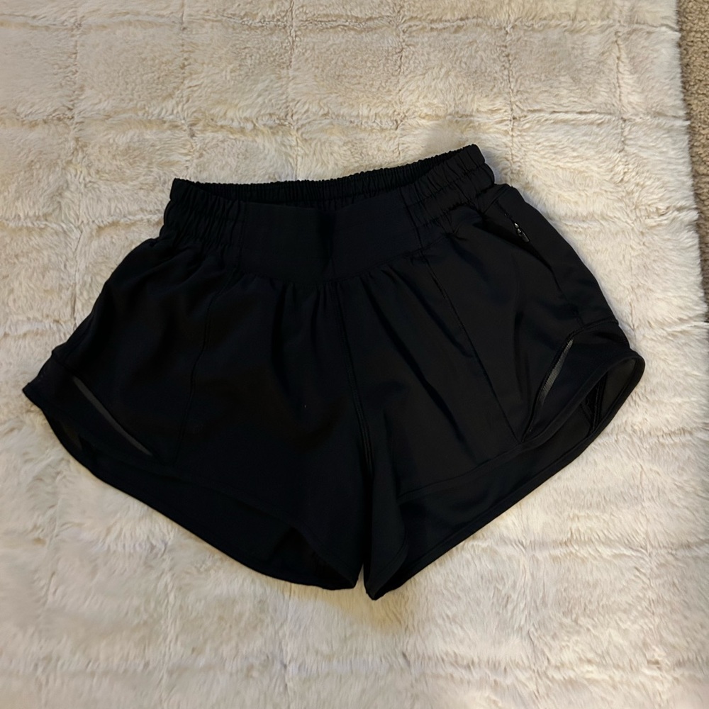 Lululemon hotty hot